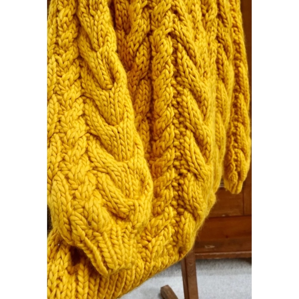 💍SOLD💍 Mr Mittens Maxi Chunky Cable Sweater - Picture 8 of 9